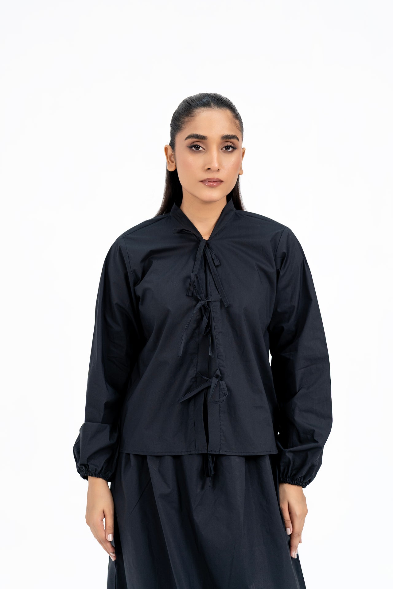 Front Knot Long Sleeve Blouse - Black