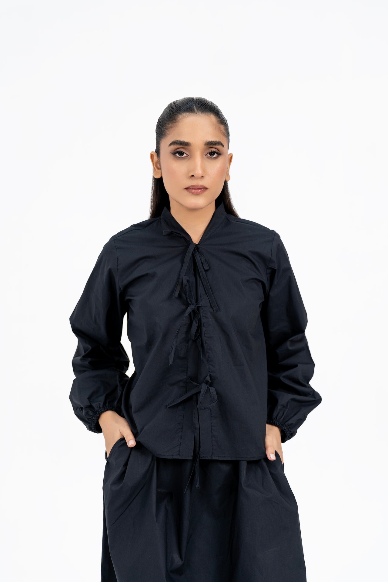 Front Knot Long Sleeve Blouse - Black