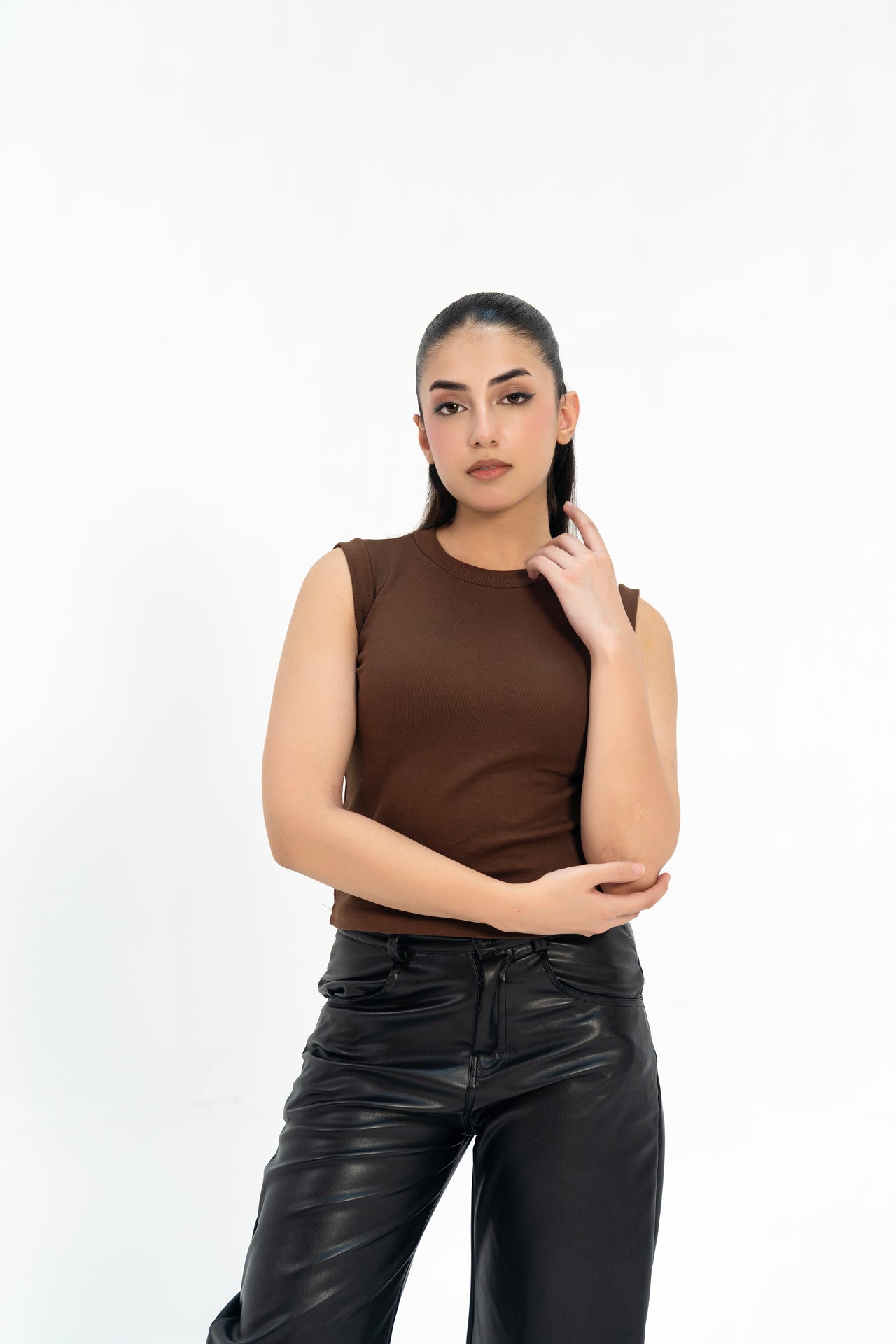 Sleeveless Rib Knit vest - Chocolate Brown