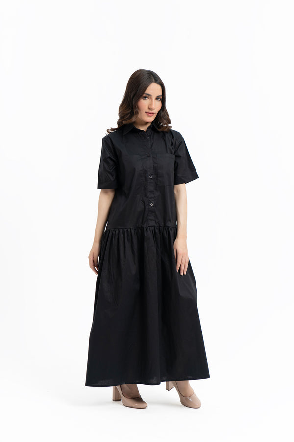 Short Sleeve Front Pocket Dress - Black