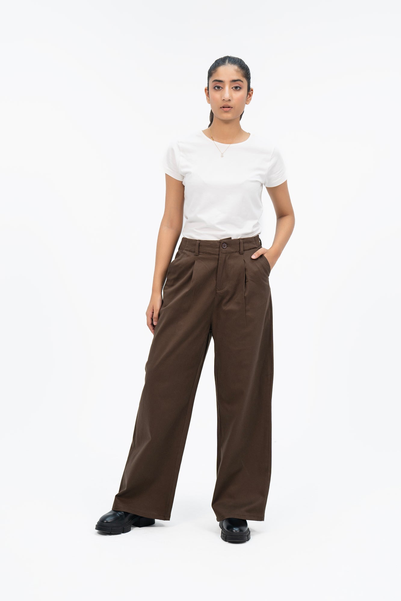 Relaxed Fit Pleated Wide Leg Pant Chocolate Brown – Nine Ninety Nine