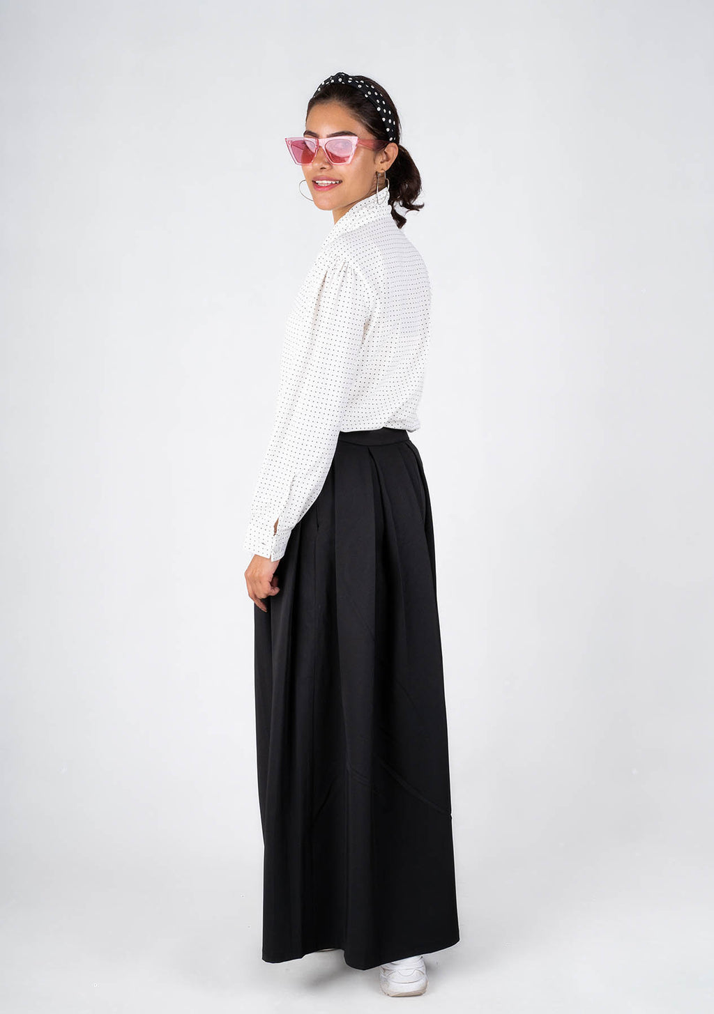 Long pleated skirt hotsell