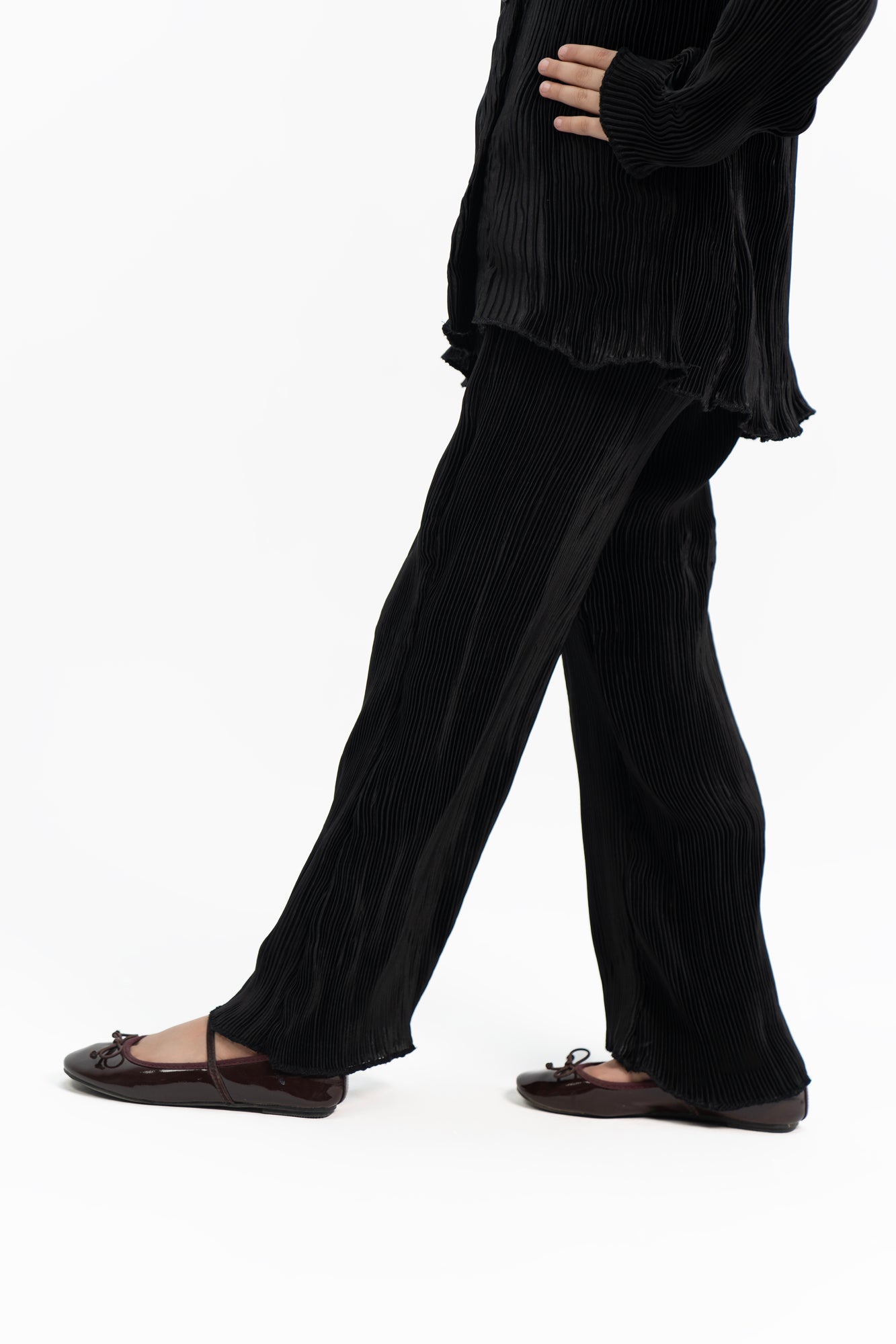 Girls High Waisted Pleated Fabric Pant -  Black
