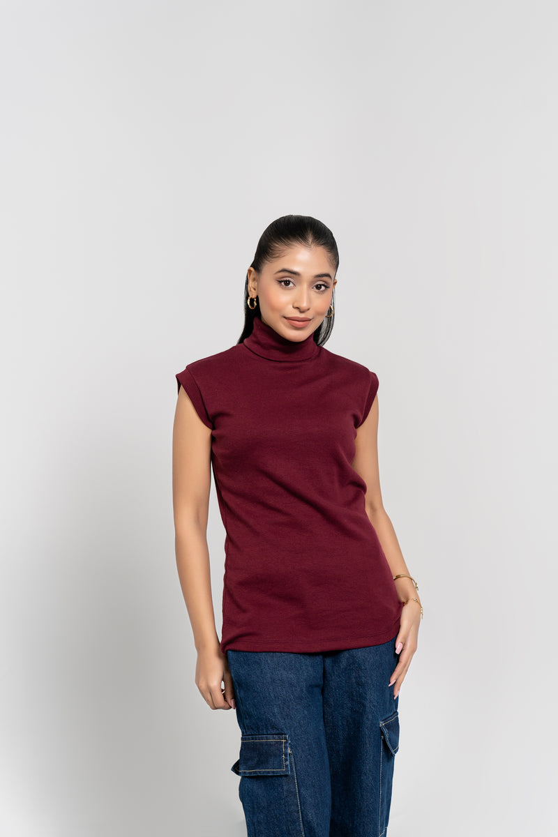 Sleeveless Turtleneck Top - Maroon