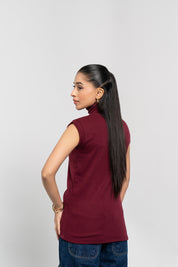 Sleeveless Turtleneck Top - Maroon
