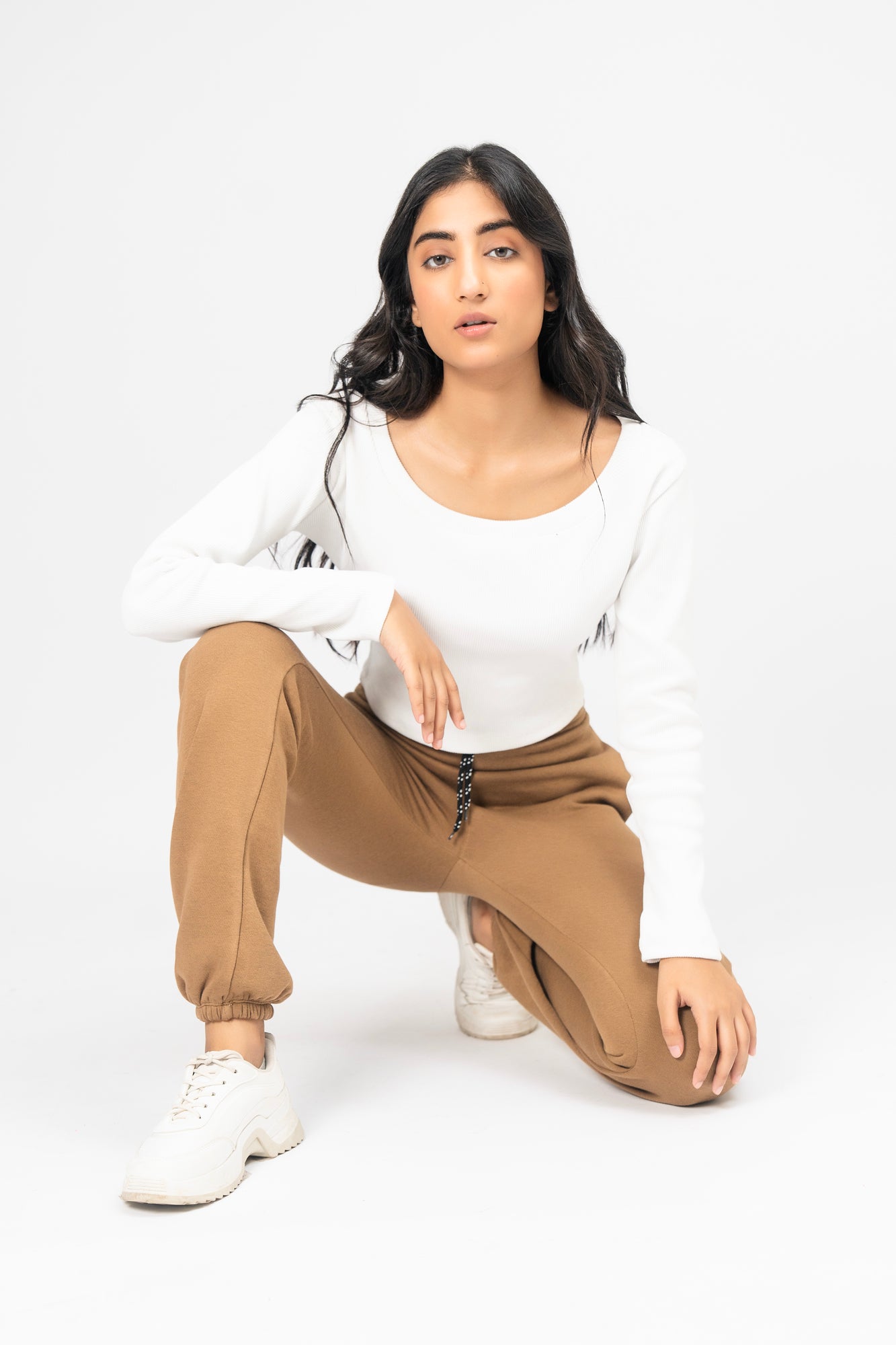 Scoop Neck Cropped Top - White
