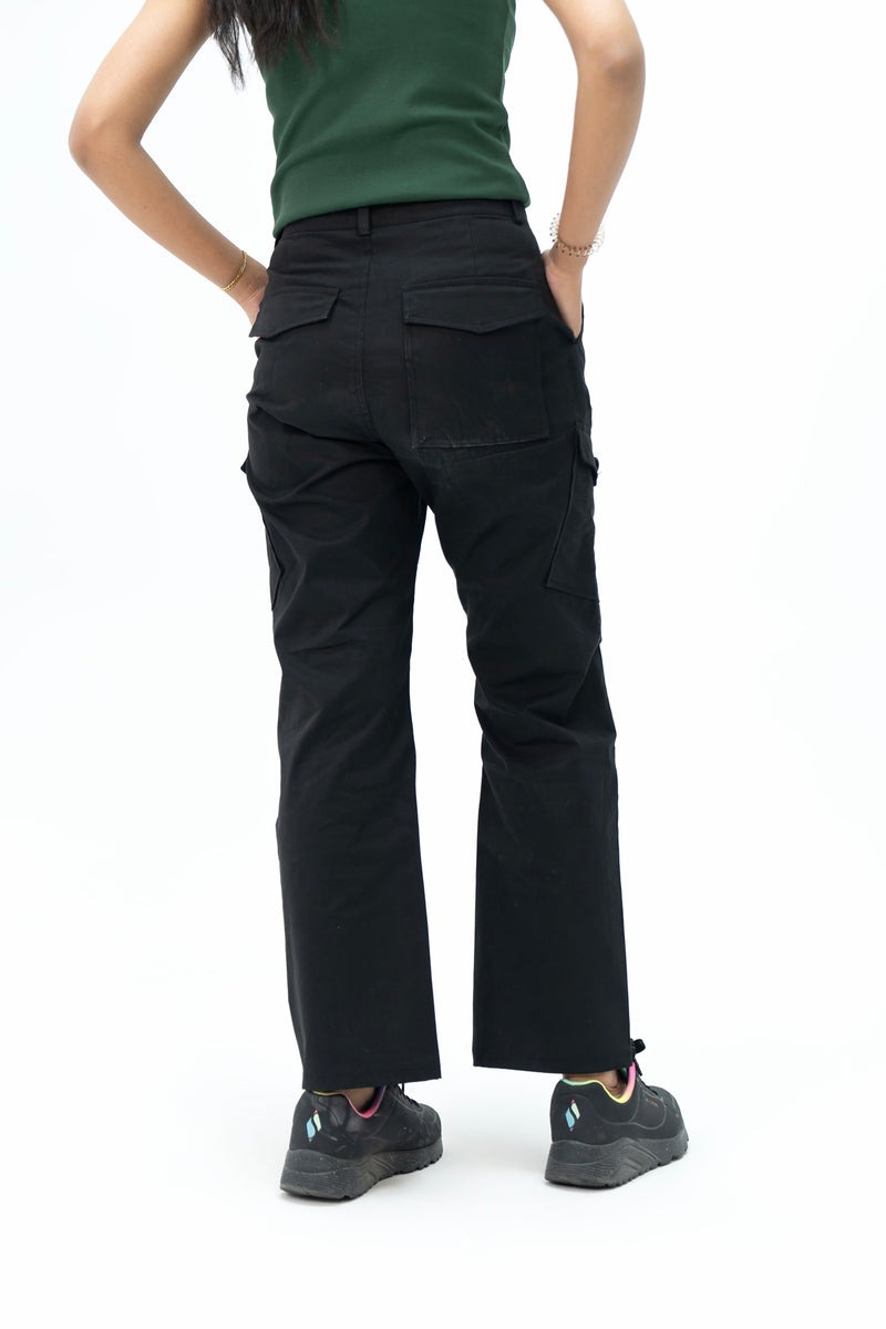 Slanted Pockets Cargo Pant - Black