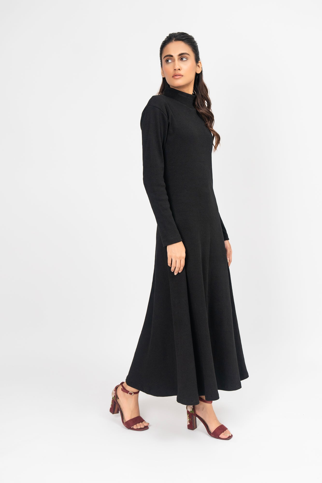 Flared Long Knitted Dress - Black