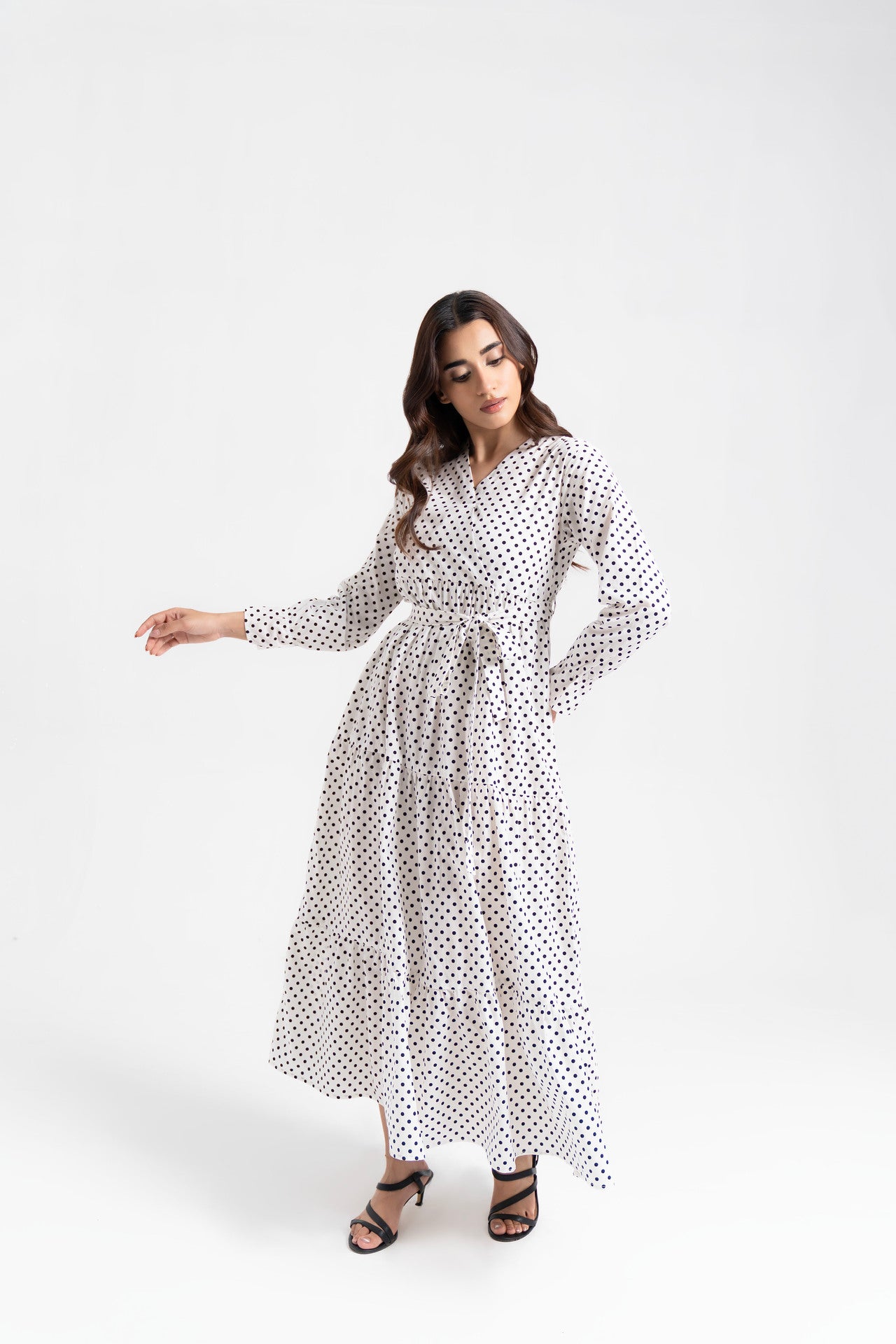 V Neck Tie Waist Dress - White Black Dotted