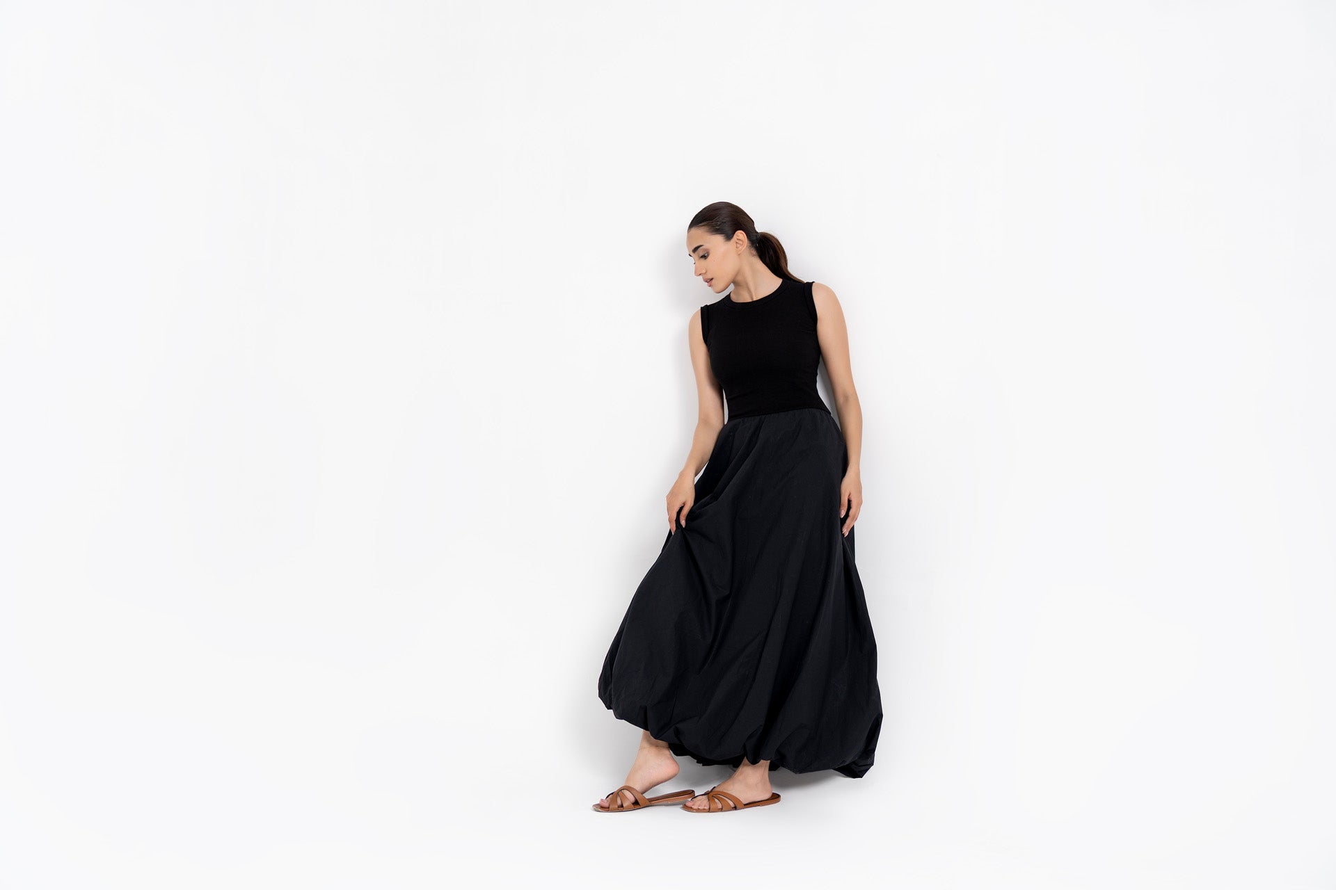 Sleeveless Ribbed Bubble Hem Dress - Black