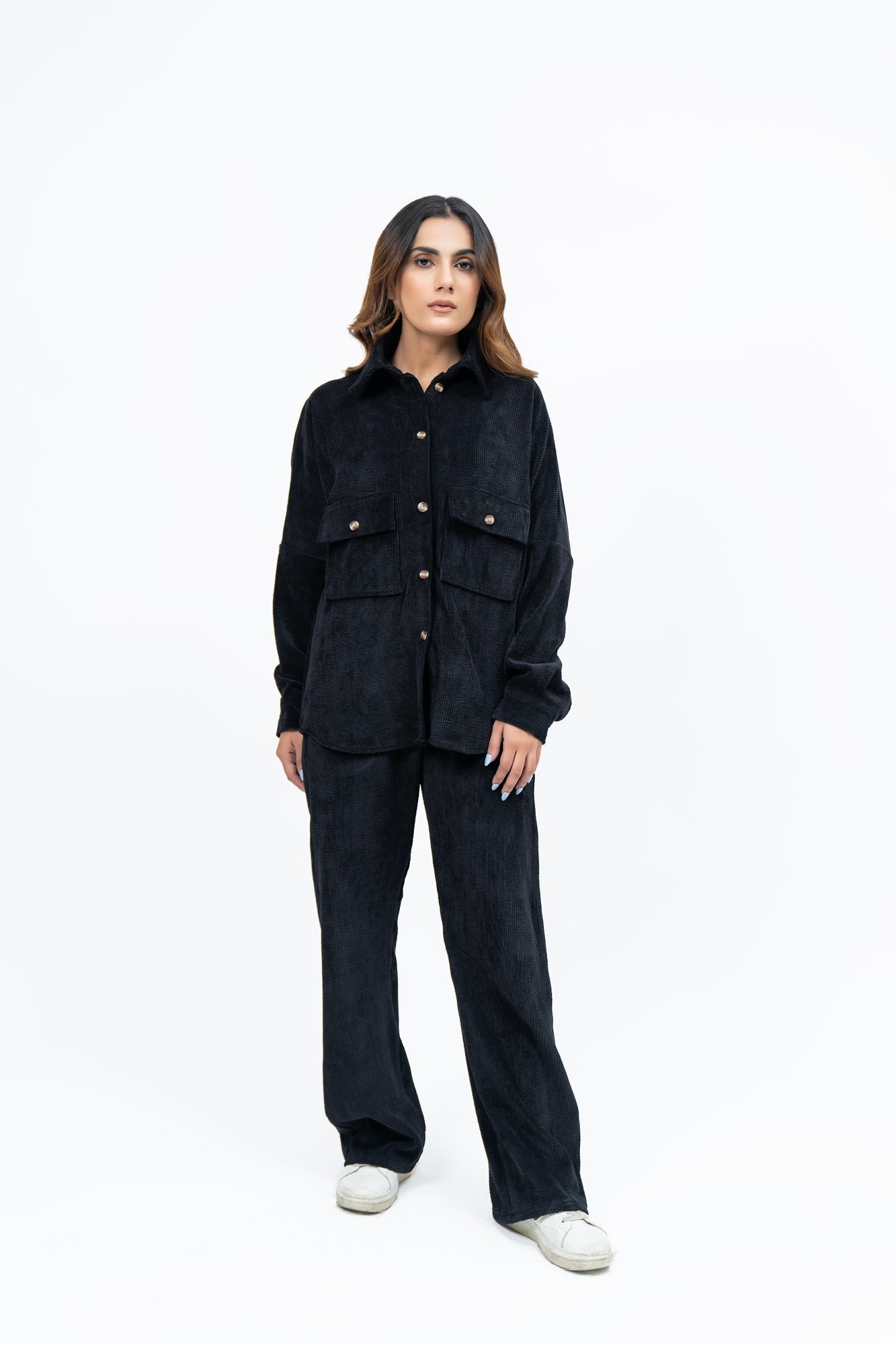 Overshirt with Pockets in Corduroy - Black
