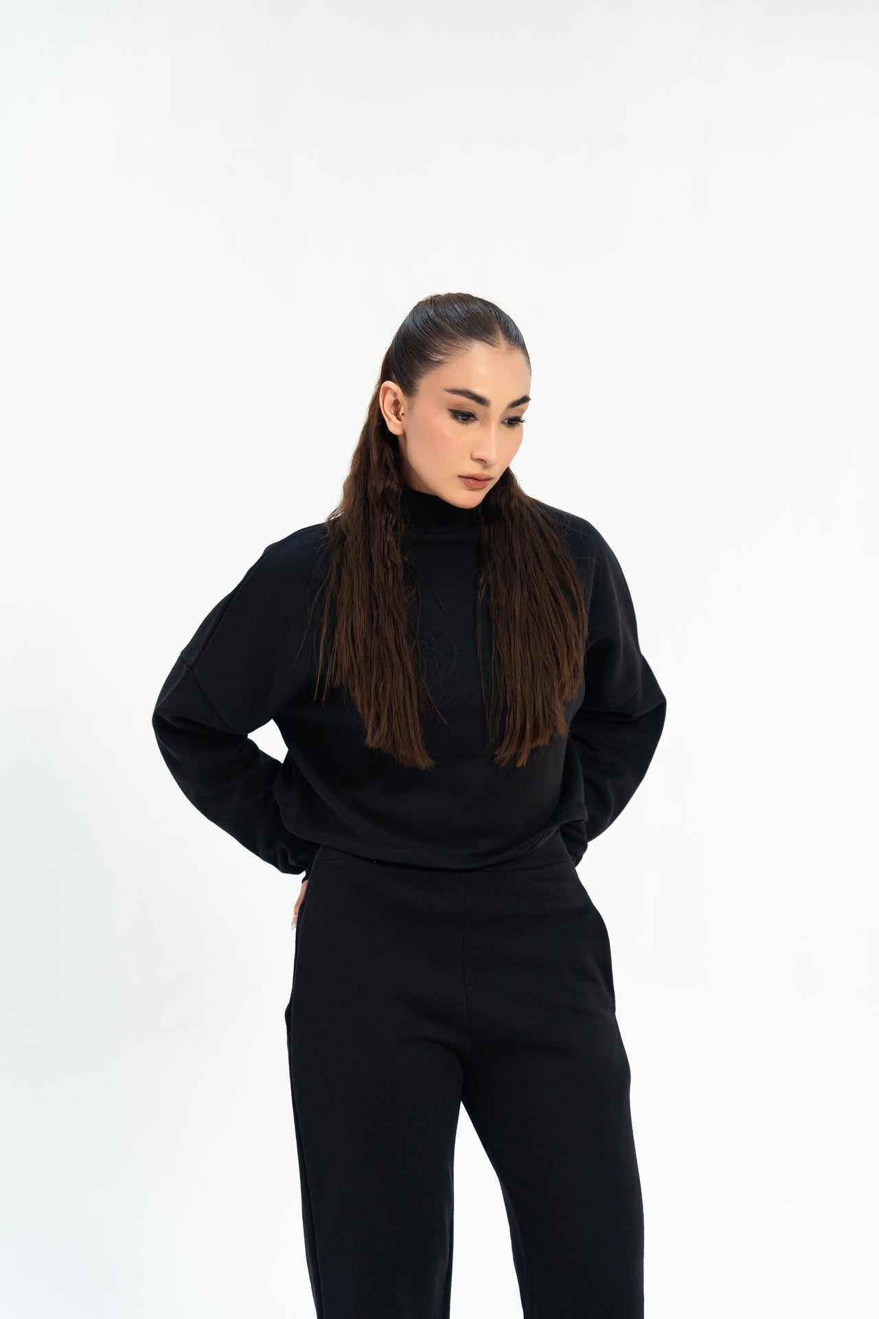 Cropped Mock Neck Pullover - Black