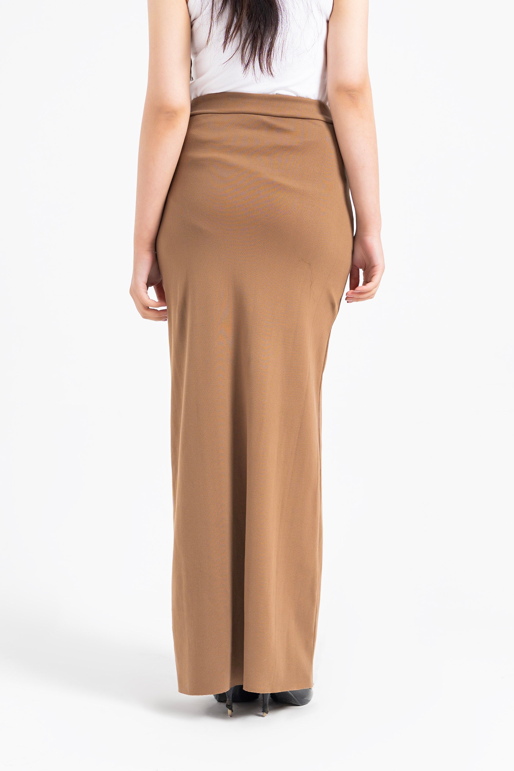 Knit Skirt with Golden Button - Brown