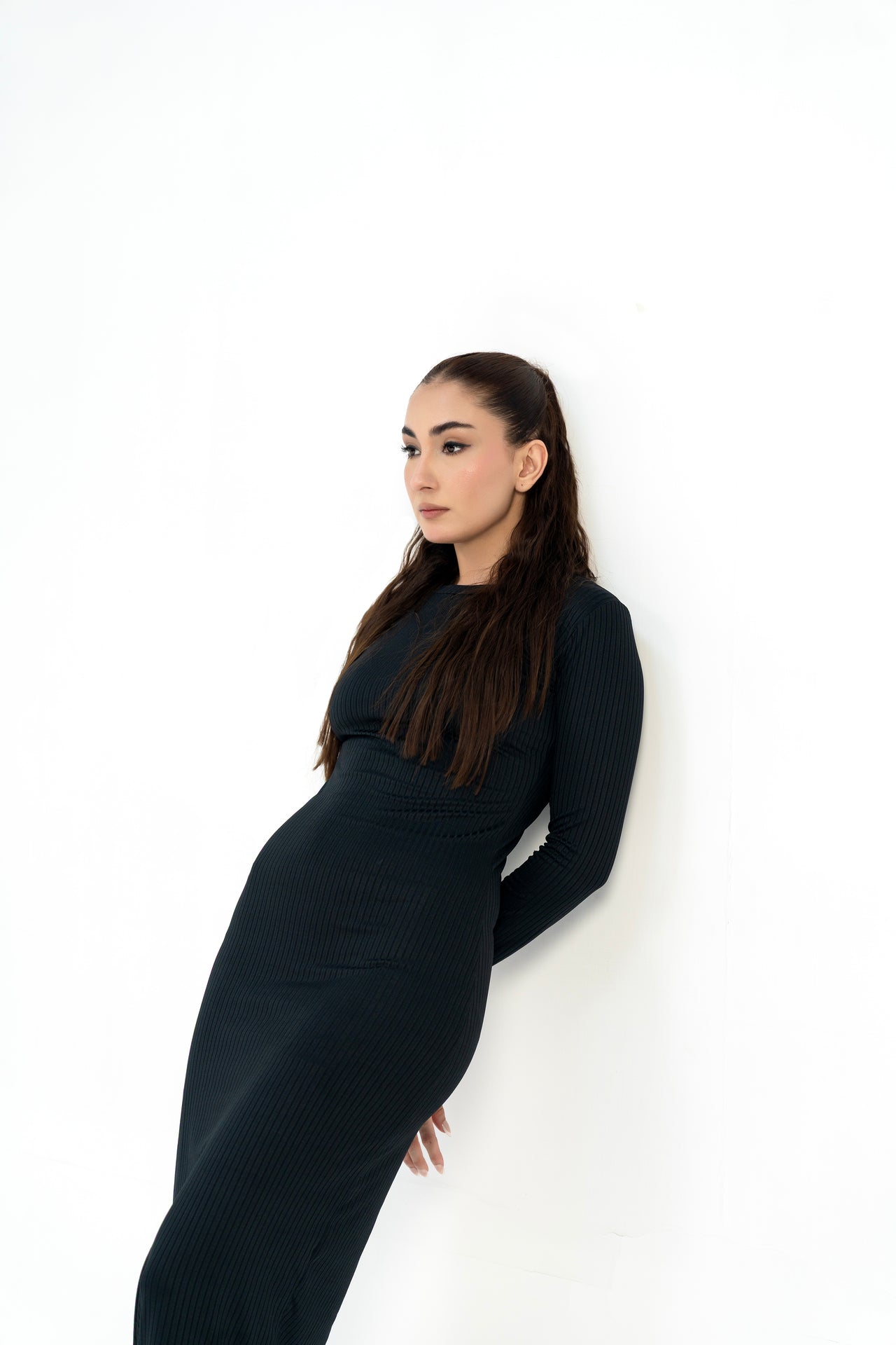 Round Neck Knitted Dress - Black