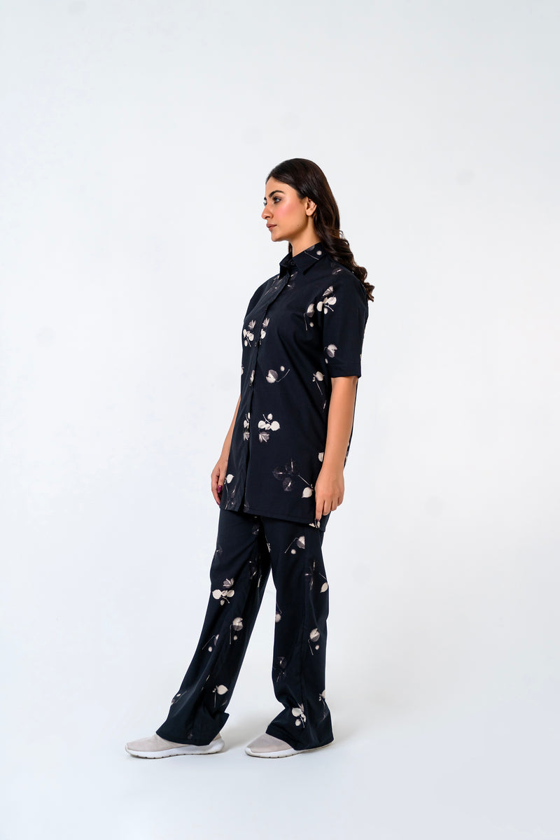 Short Sleeve Long Shirt - Black White Floral