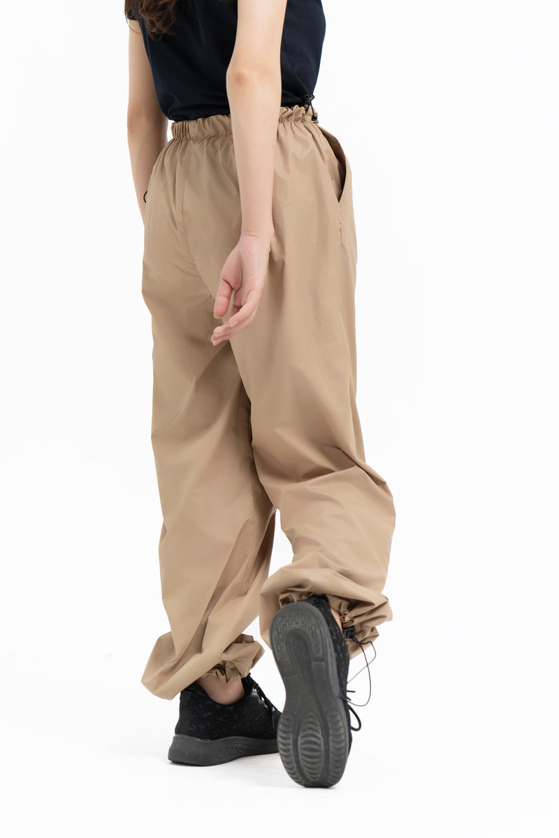 Parachute Toggle Pants - Light Brown