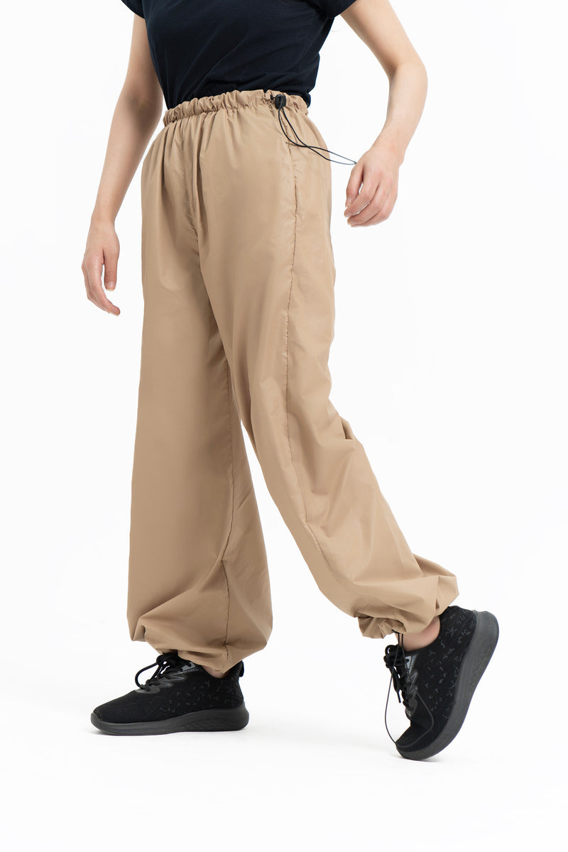 Parachute Toggle Pants - Light Brown