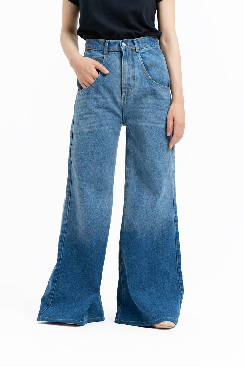 Skater Wide Leg Jean - Mid Blue