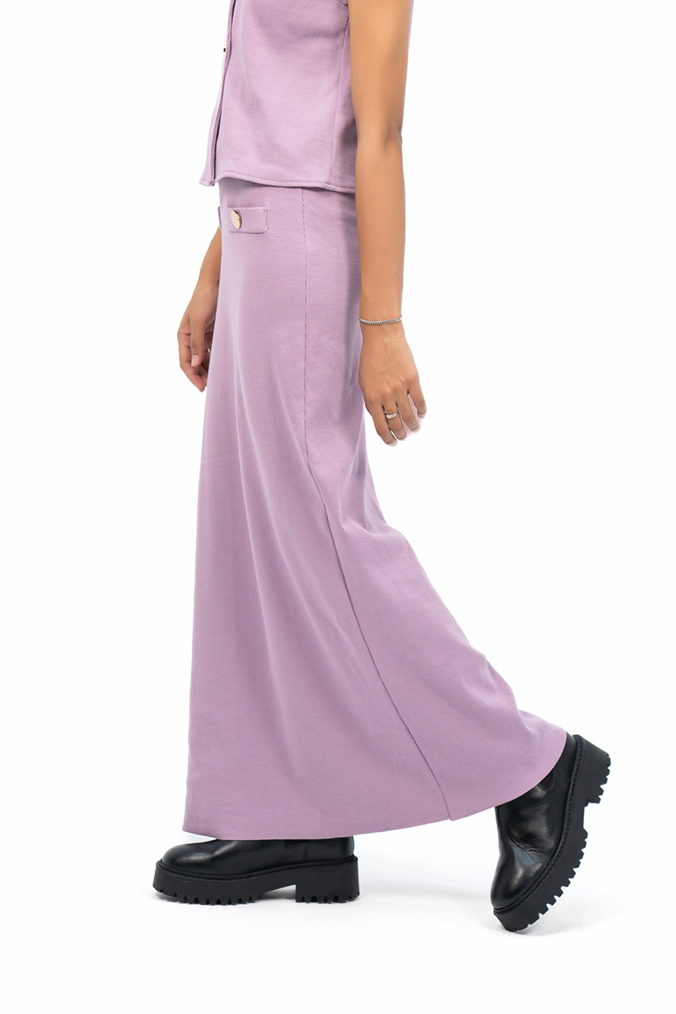 Knit Skirt with Golden Button - Lilac