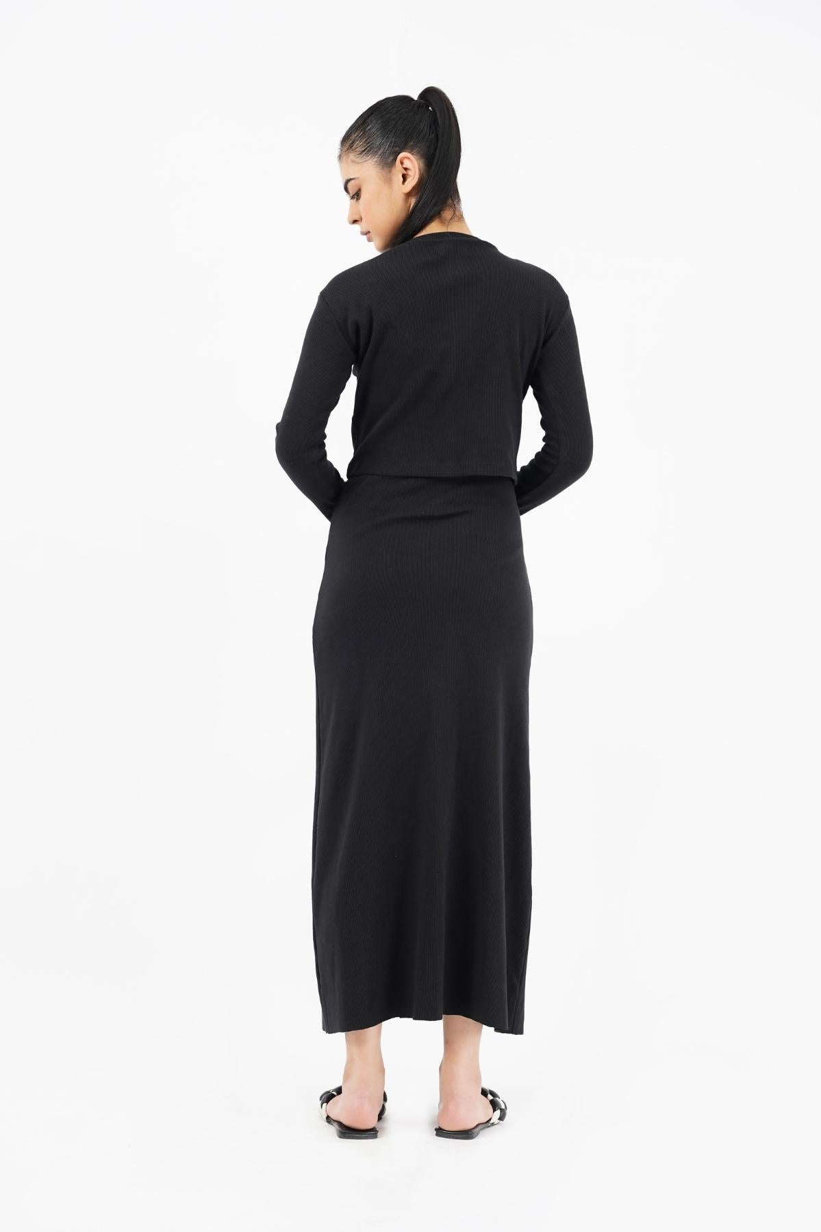 Knit Skirt with Golden Button - Black