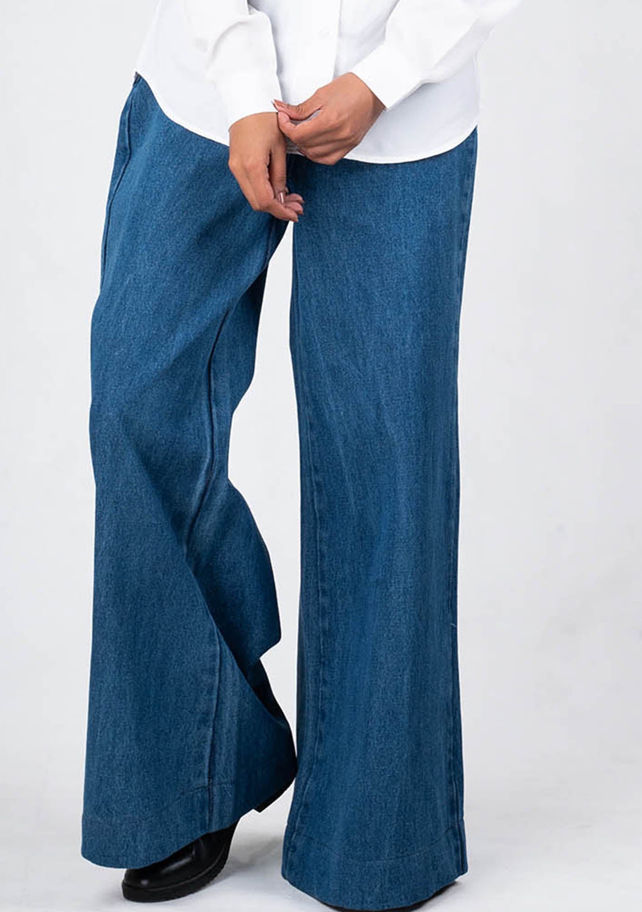 High rise Wide leg bootcut jean - denim jean for women