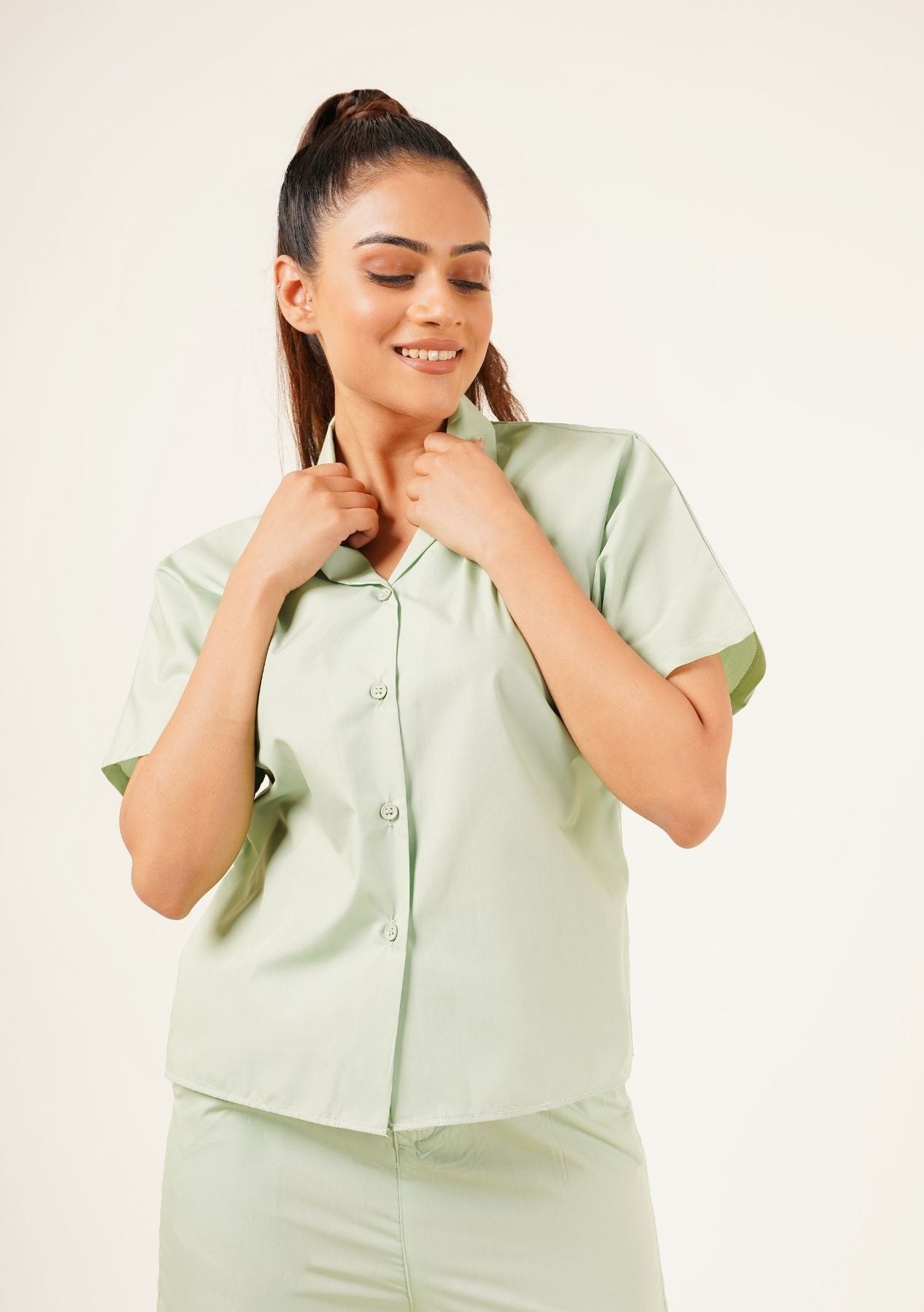 Short Sleeve Collared Top - light green