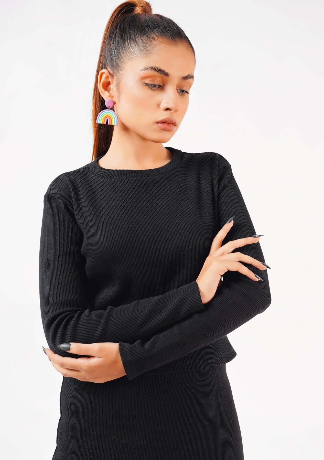Full Sleeve Knit Cropped Top - black