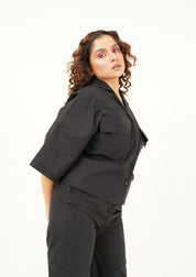 Boxy Pocket Fit Shirt - black