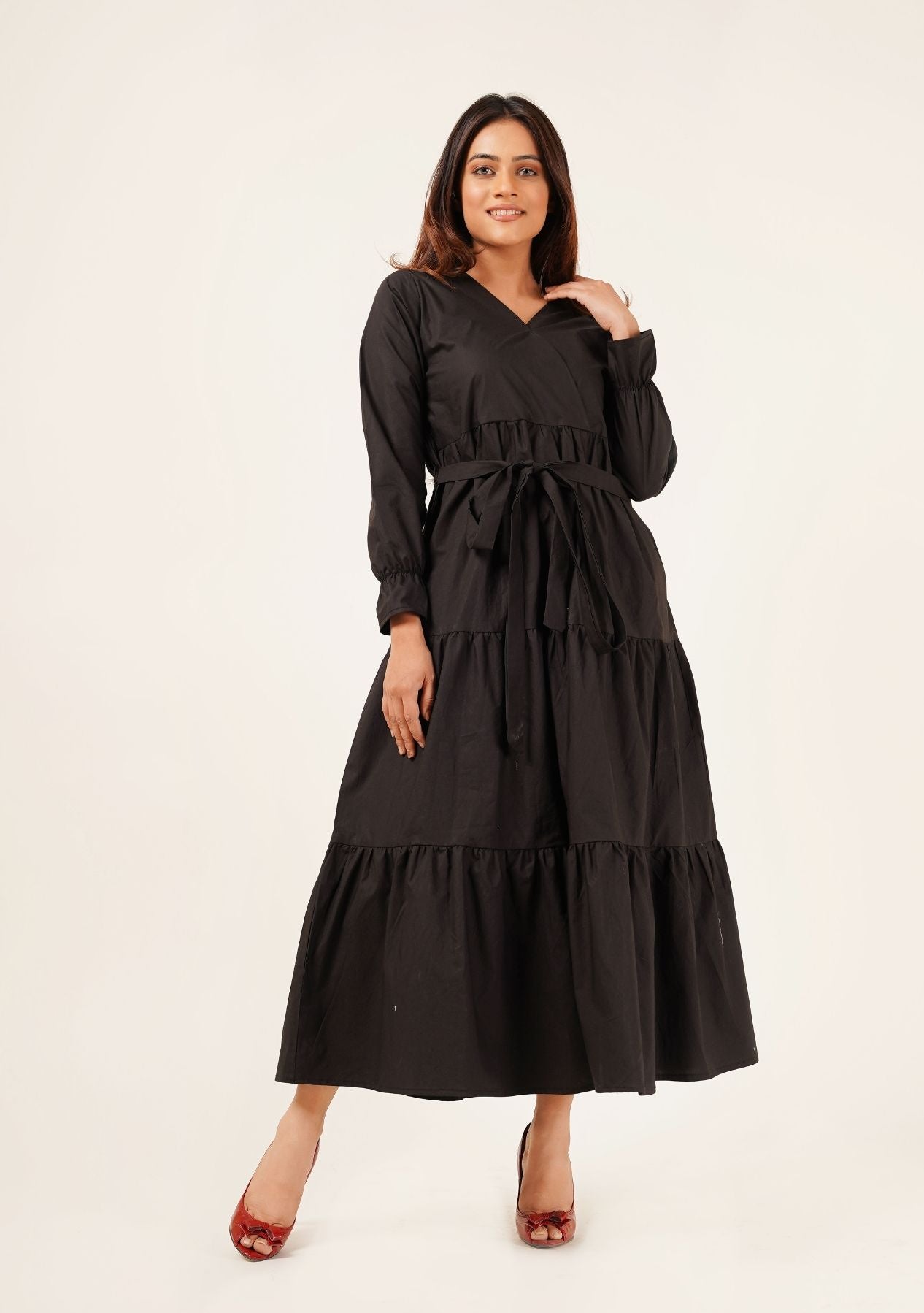 V Neck Tie Waist Dress - black
