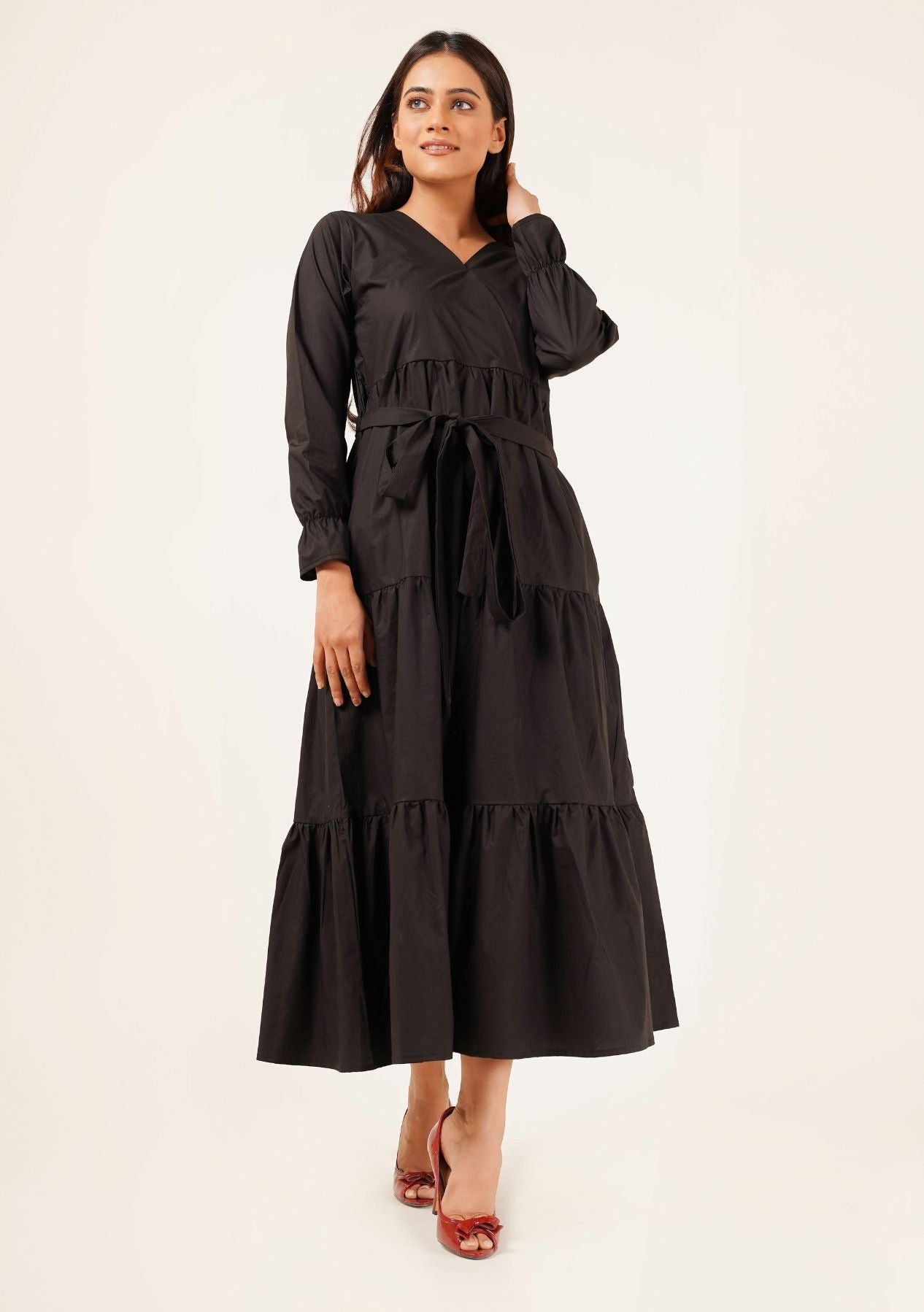 V Neck Tie Waist Dress - black