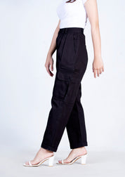 Women pleated cargo pant