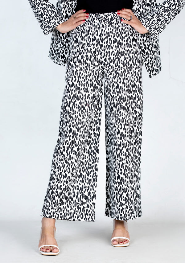 High Rise Wide Leg Pant - white black leopard w Pocket