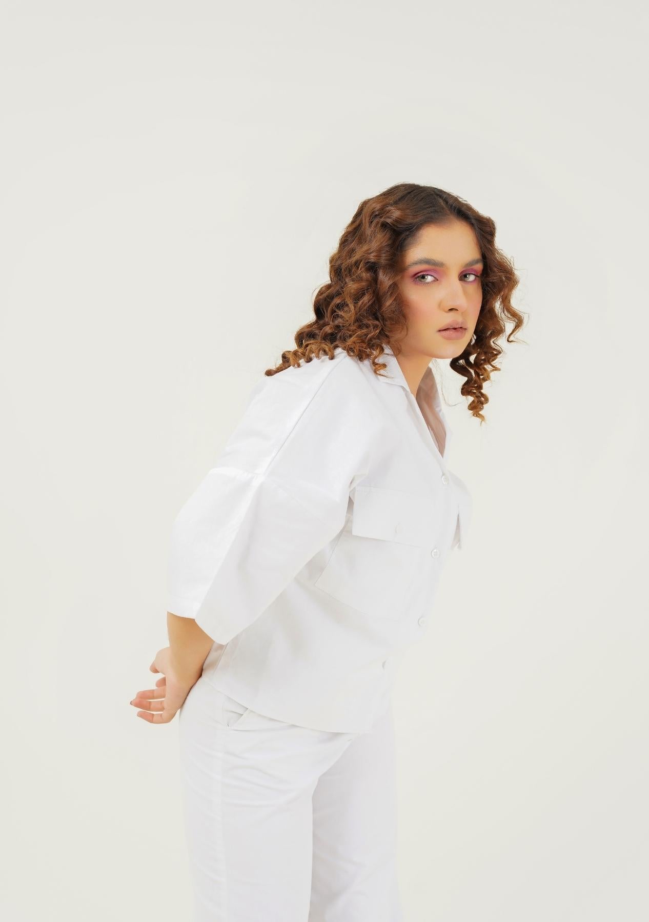 Boxy Pocket Fit Shirt - White