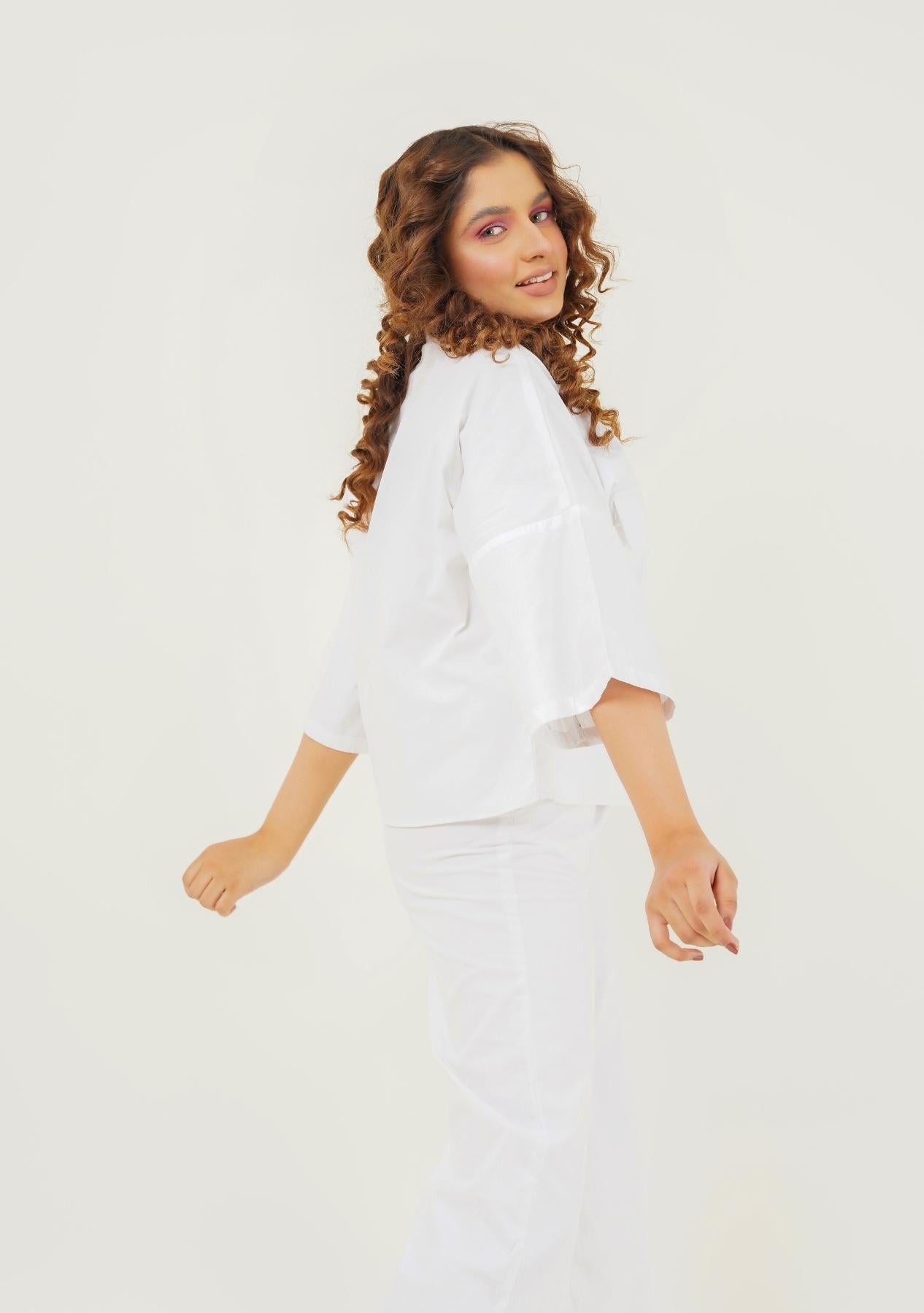 Boxy Pocket Fit Shirt - White