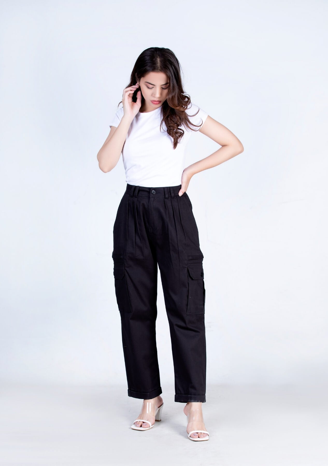 Women pleated cargo pant