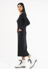 Front Patch Pocket Knit Dress - black