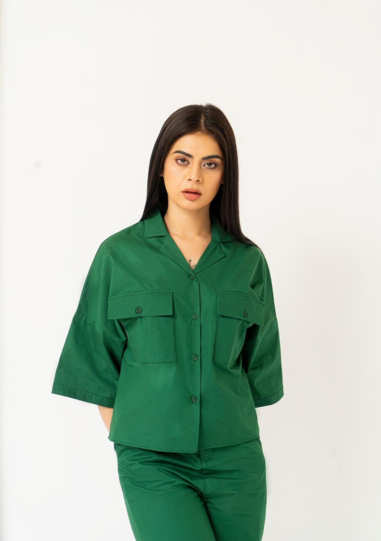 Boxy Pocket Fit Shirt - Bottle Green