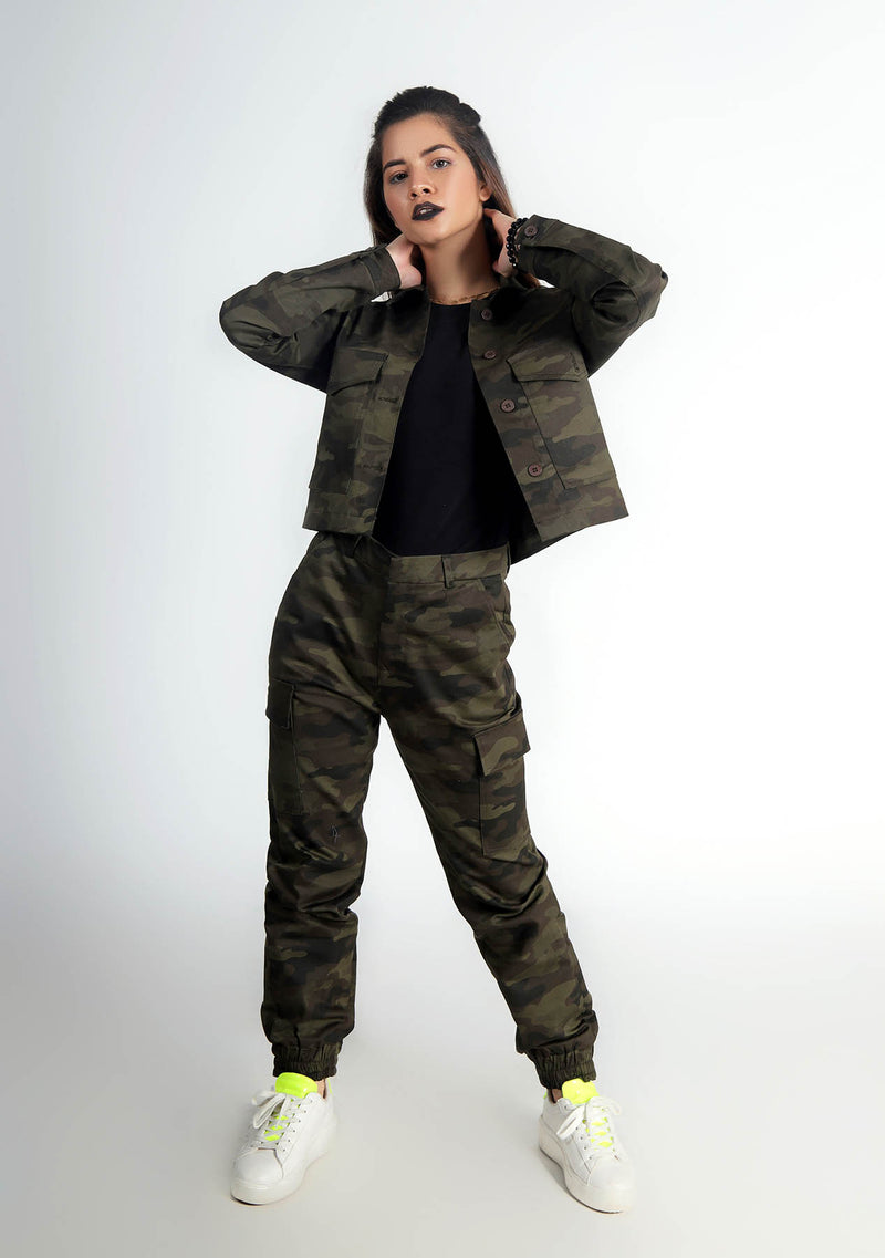 Jogger Pant in Green Camouflage