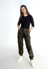 Jogger Pant in Green Camouflage